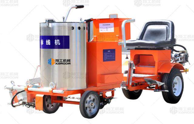 熱熔劃線機(jī)配置助力車，高施工高標(biāo)線質(zhì)量